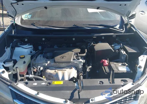 2015 Toyota Rav4 Le z USA, uszkodzony, nr VIN 2T3BFREVXFW247482